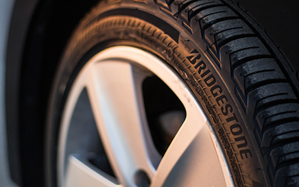Testberichte, Bremsen, Bridgestone, DriveGuard Winter, Fahrkomfort, Fahrverhalten, Geräuschpegel, Grip, Haftung, Reifentest, Winterreifen